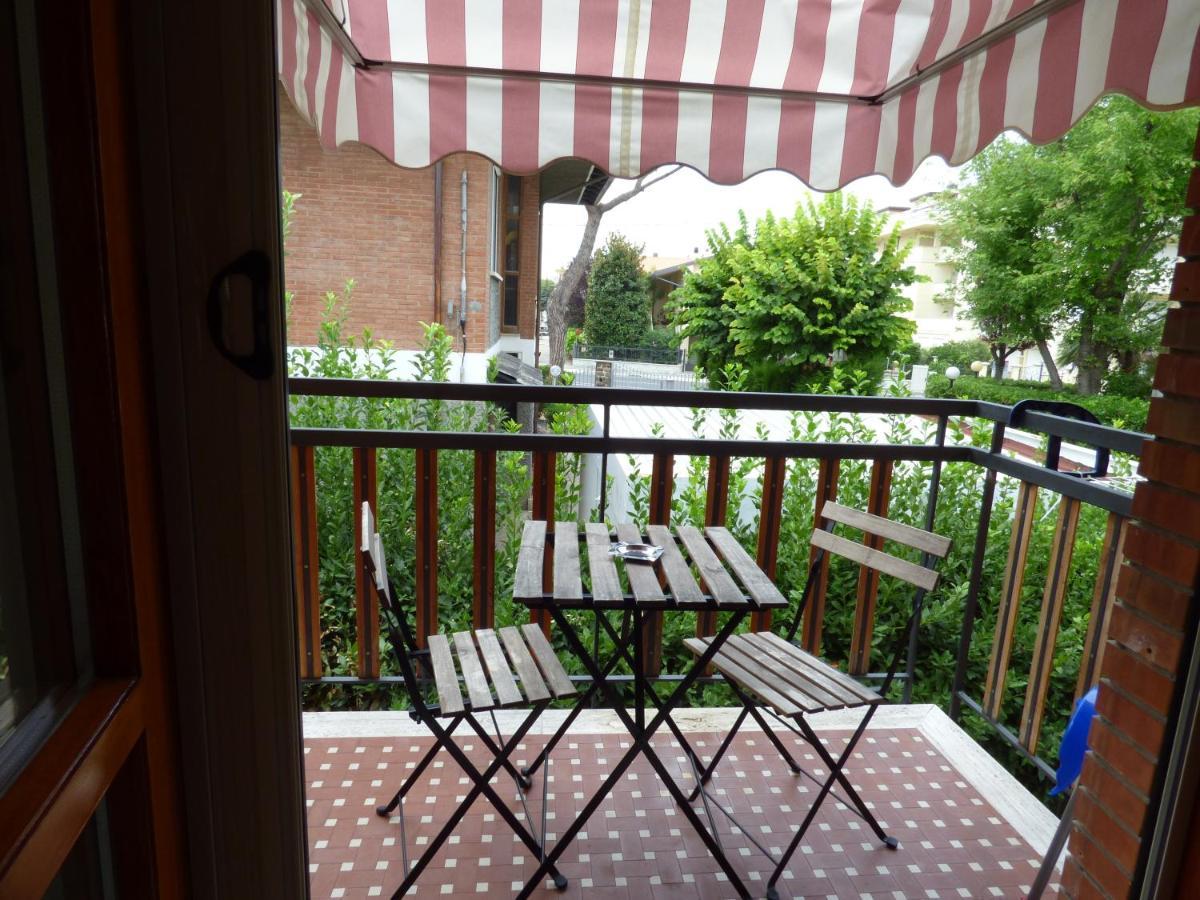 B&B Villa Montreux Rimini Eksteriør bilde