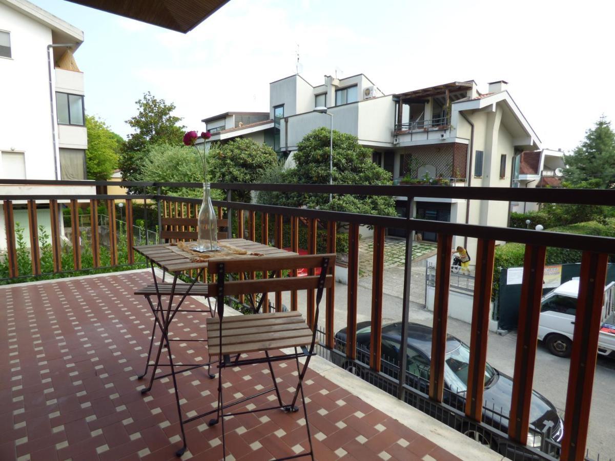 B&B Villa Montreux Rimini Eksteriør bilde