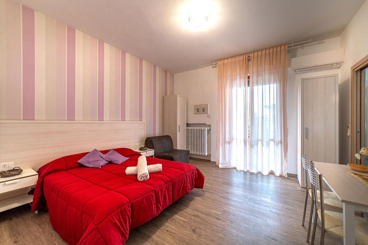 B&B Villa Montreux Rimini Eksteriør bilde